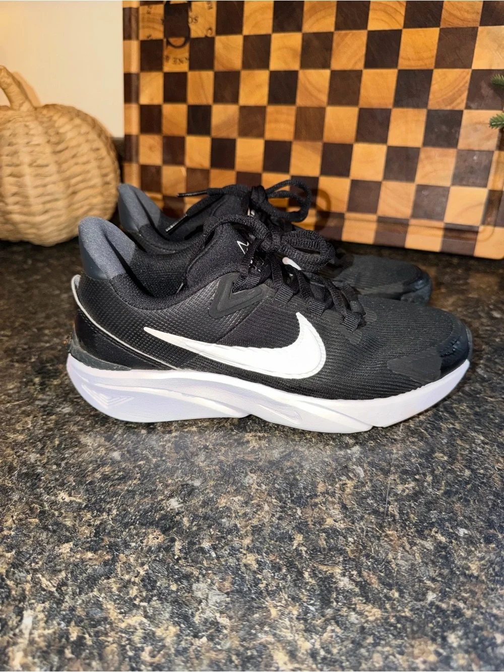 Nike Kids 4Y RunStar 4 Running Shoes